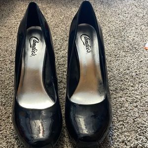 Cute high heels hardly worn candies size 10